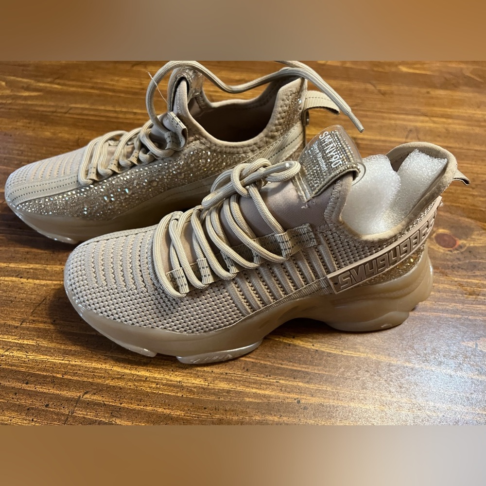 Steve Madden Maxima Sneaker - Picture 3 of 7